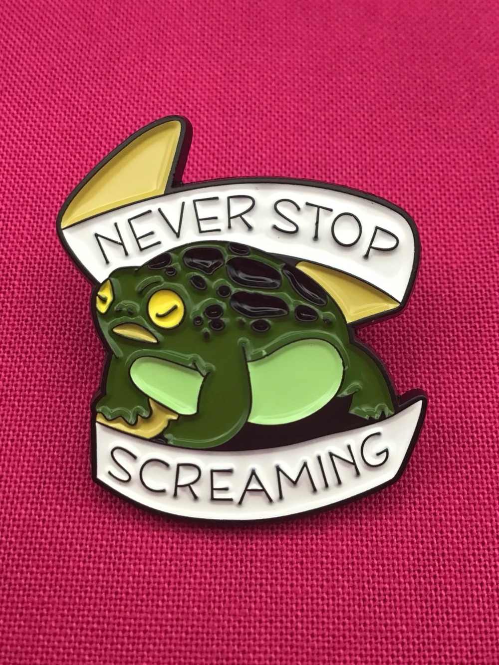 Screaming 2 Enamel Pin